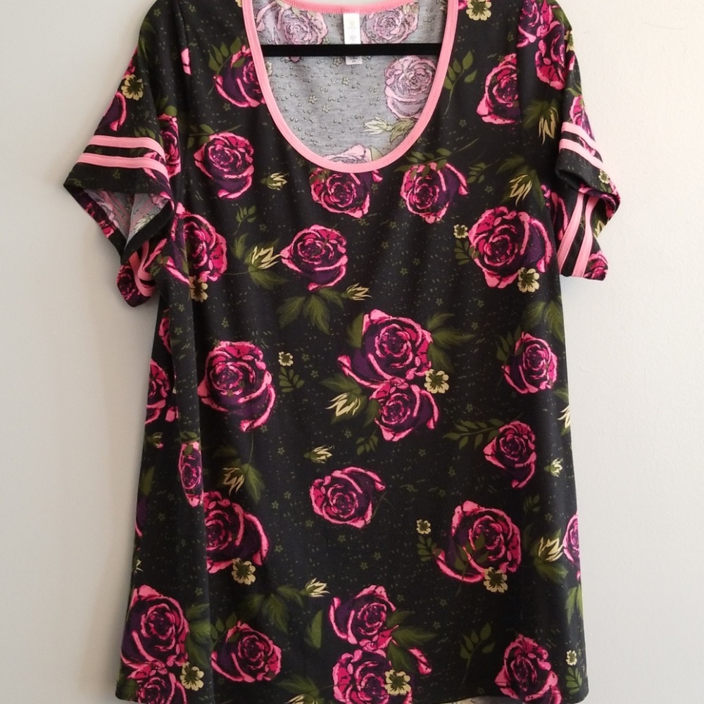 Lularoe classic t